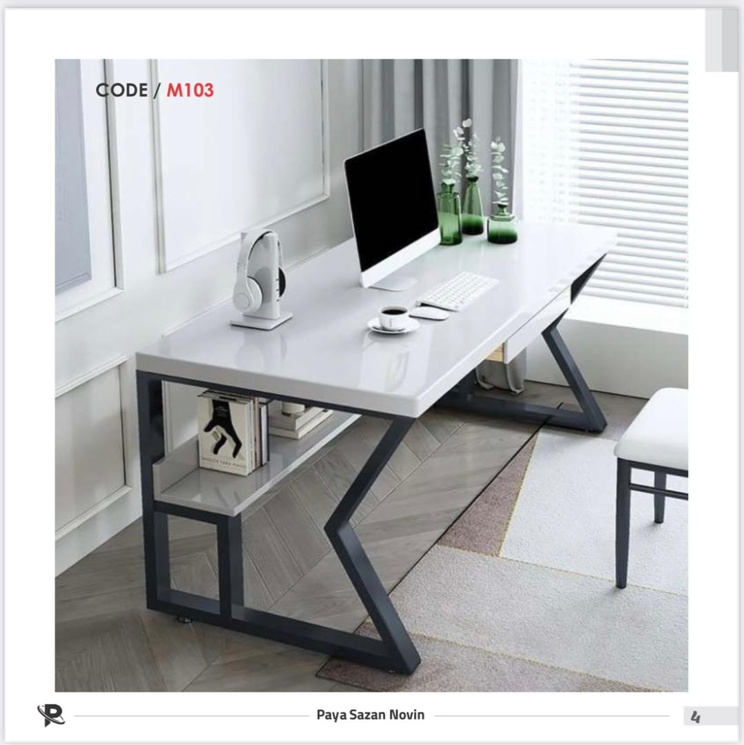 میز مدیریت پایه فلزی